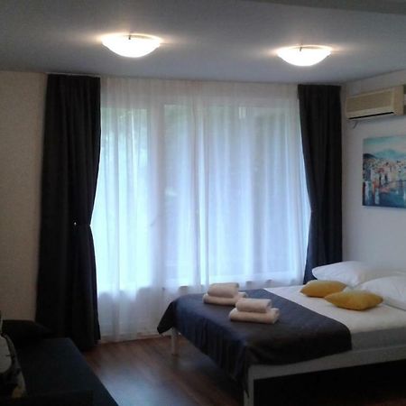 Bluebay Studio Apartment 米利尼 外观 照片